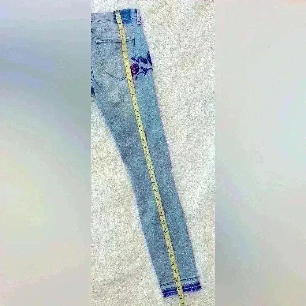 Abercombie & Fitch Embroidered Skinny Jeans Size 4/27 (C15) - Picture 8 of 13